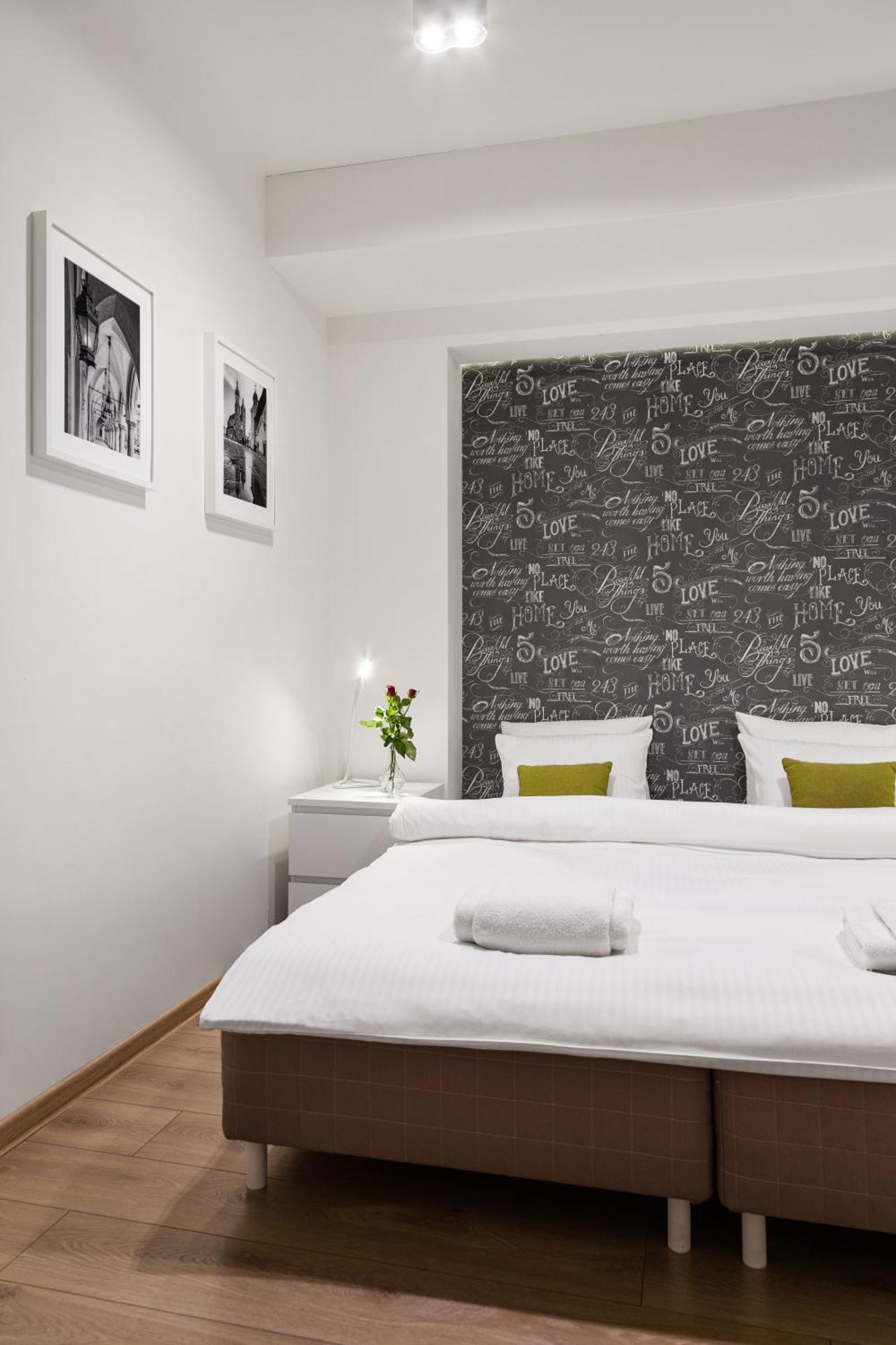 Tyzenhauz Apartments Old Town Cracovia Exterior foto